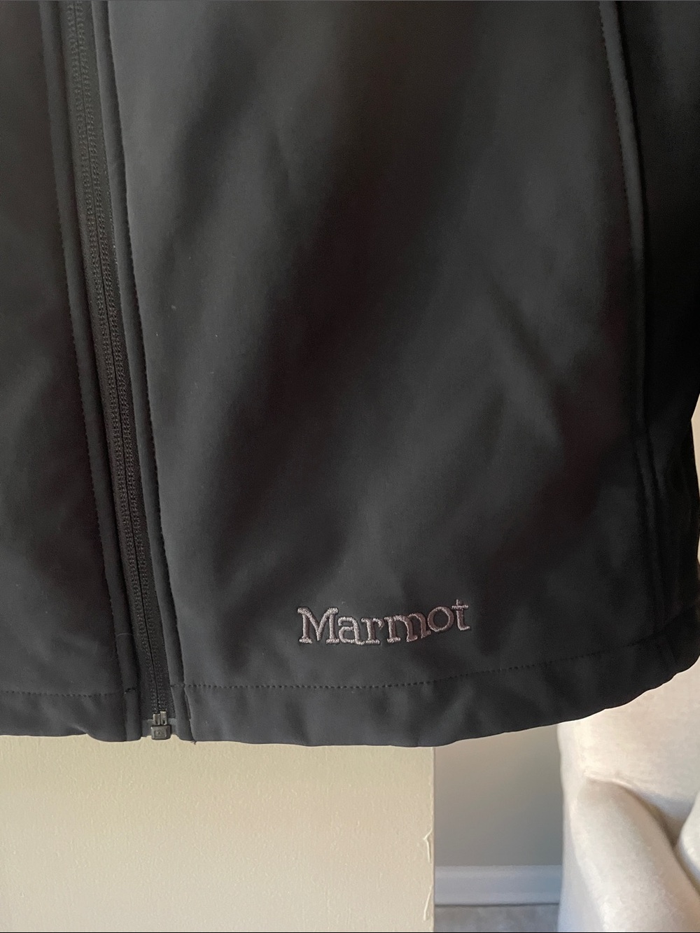 Marmot Black Lightweight Softshell Jacket with Logo - Picture 4 of 7